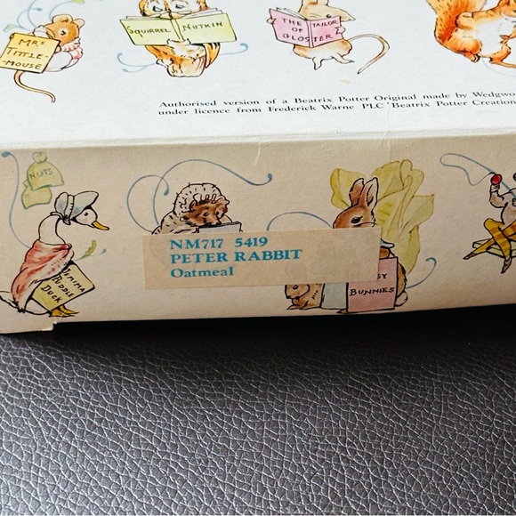 Wedgwood Peter Rabbit Oatmeal Cereal Bowl - Picture 7 of 7